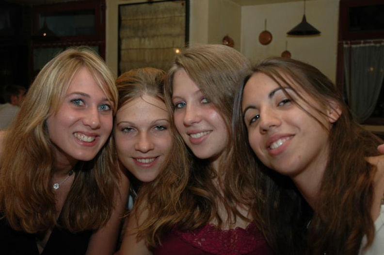 Pauline, Amandine, Anissa et Cathy